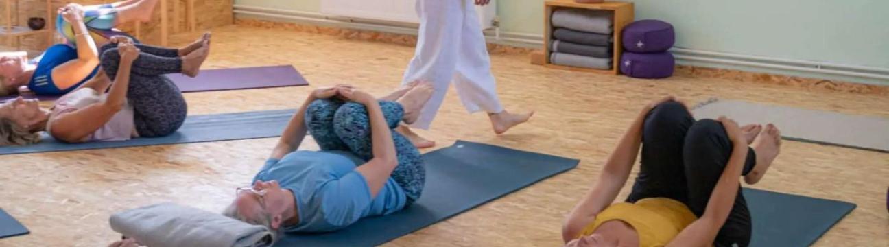Holon Yoga